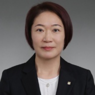 Ms. Yao